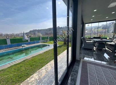Konut-Villa