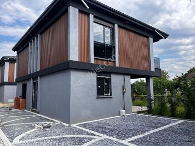 Konut-Villa