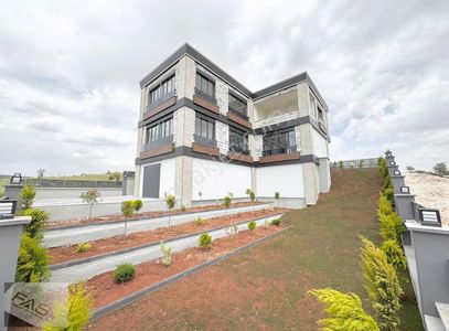 Konut-Villa