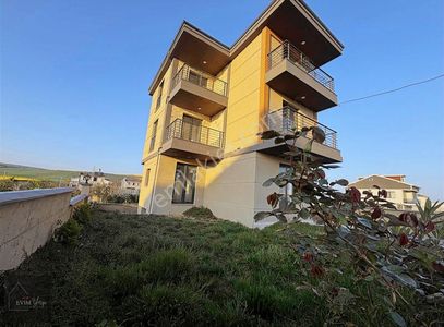 Konut-Villa