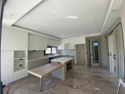 Konut-Villa