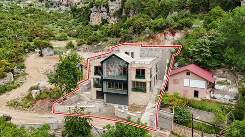 Konut-Villa