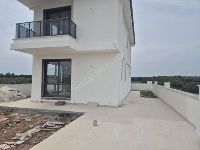 Konut-Villa