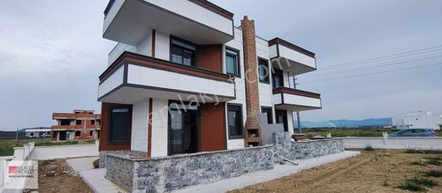 Konut-Villa