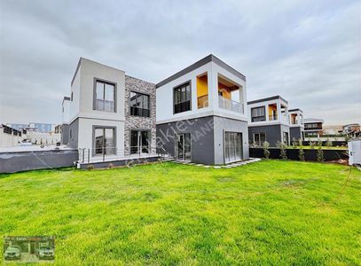 Konut-Villa