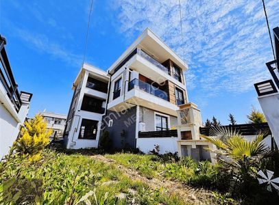 Konut-Villa