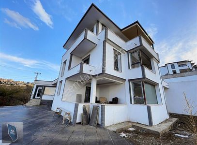Konut-Villa