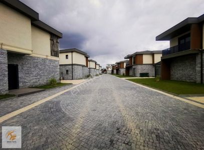 Konut-Villa