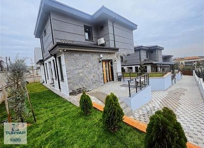 Konut-Villa