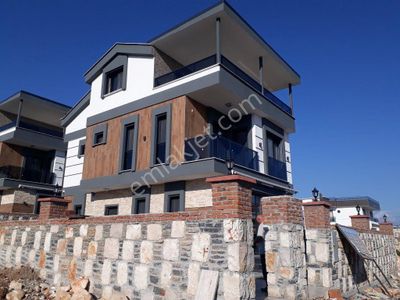 Konut-Villa