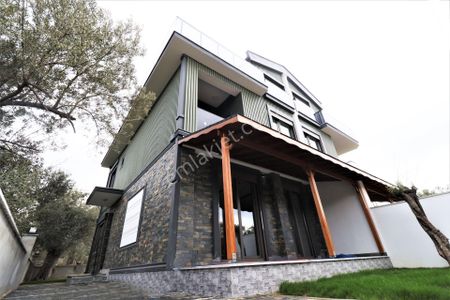 Konut-Villa