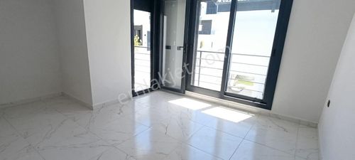 Arsa-Villa İmarlı