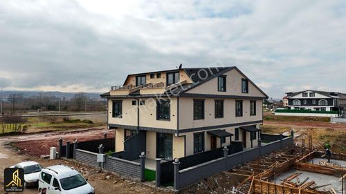 Konut-Villa