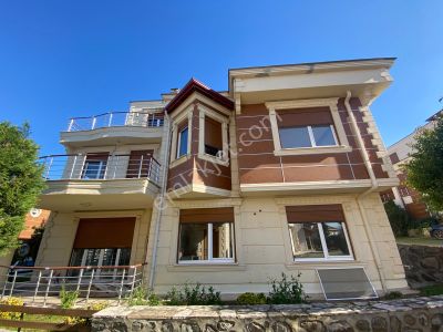 Konut-Villa