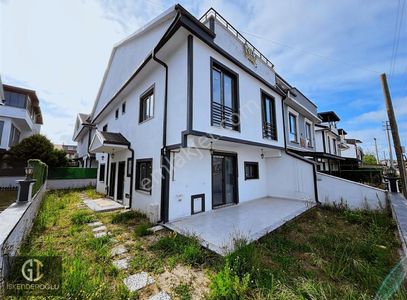 Konut-Villa