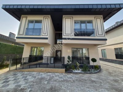 Konut-Villa