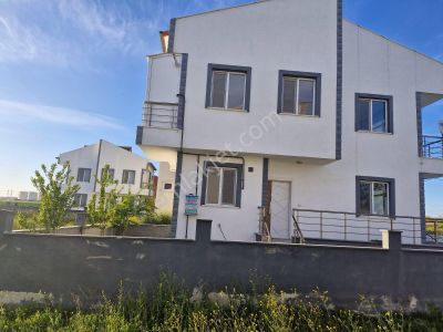 Konut-Villa