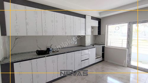 İşyeri-Apartman Dairesi