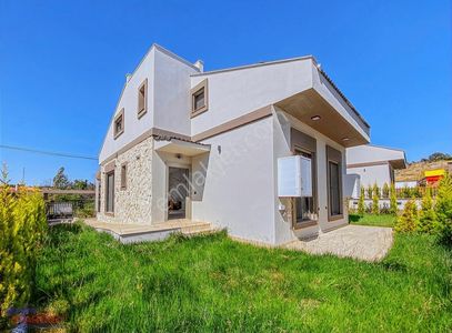 Konut-Villa