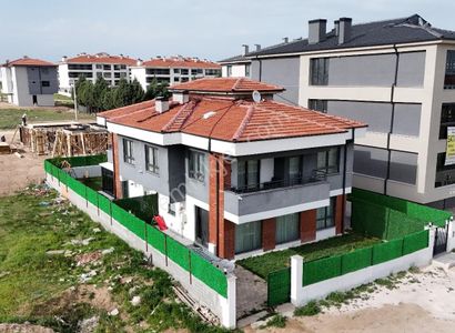Konut-Villa