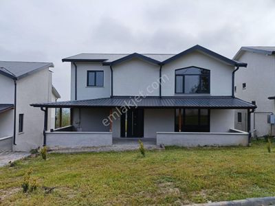 Konut-Villa