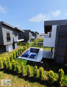 Konut-Villa