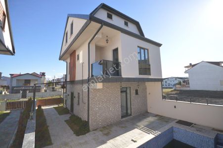 Konut-Villa
