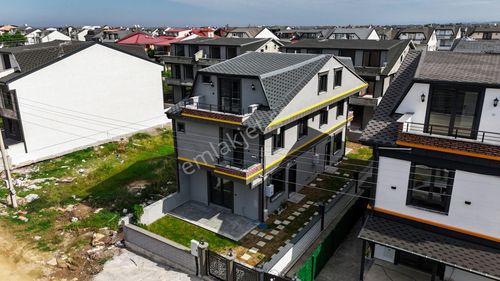 Konut-Villa