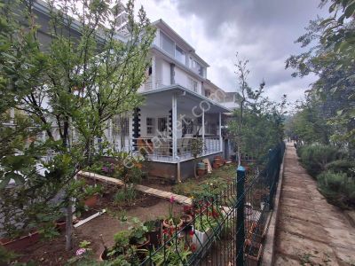 Konut-Villa
