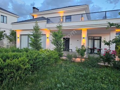 Konut-Villa