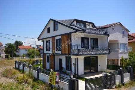 Konut-Villa