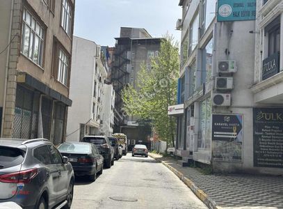 İşyeri-Plaza Katı