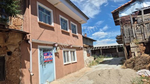 Konut-Köy Evi