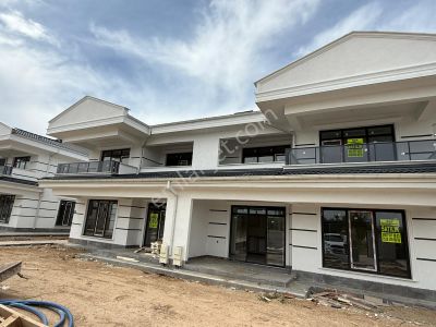 Konut-Villa