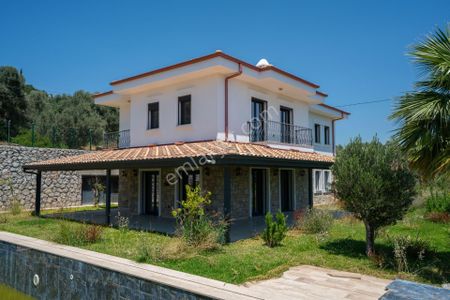 Konut-Villa