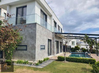 Konut-Villa