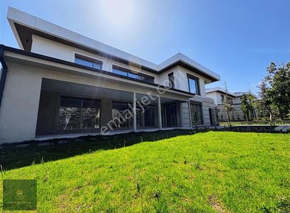 Konut-Villa