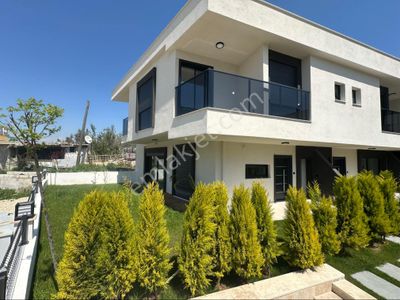 Konut-Villa