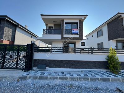 Konut-Villa