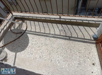 İşyeri-Apartman Dairesi