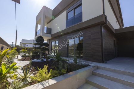 Konut-Villa