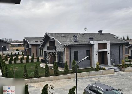 Konut-Villa