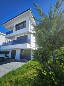 Konut-Villa