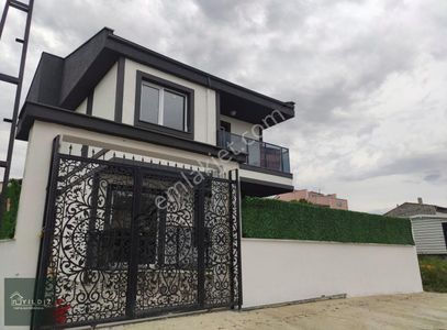 Konut-Villa