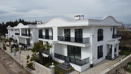 Konut-Villa