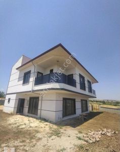 Konut-Villa