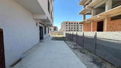 Arsa-Konut+Ticaret Alanı