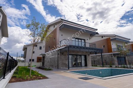 Konut-Villa