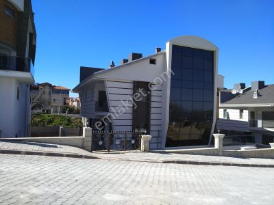 Konut-Villa