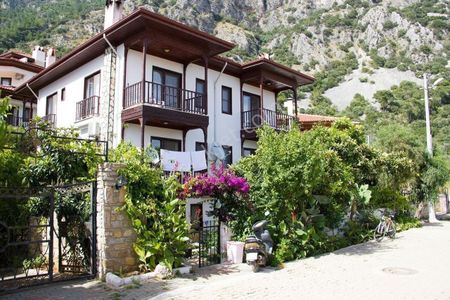 Konut-Villa